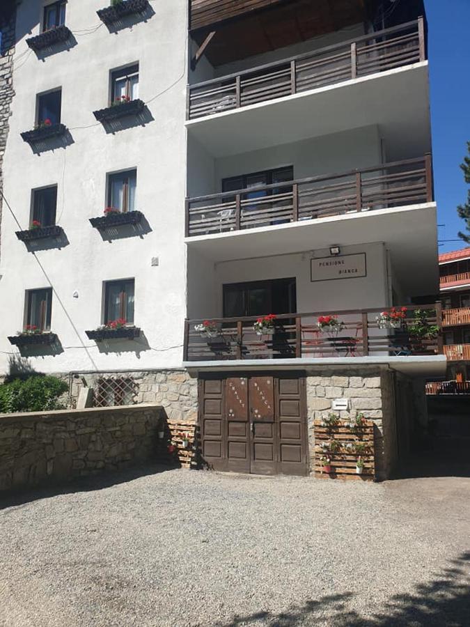Pensione Bianca Bardonecchia Buitenkant foto