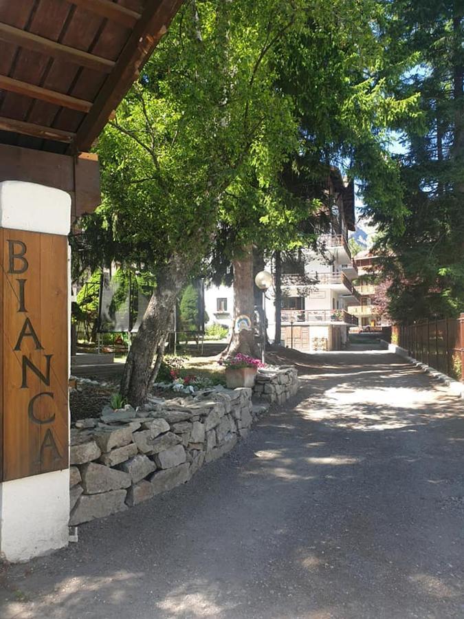 Pensione Bianca Bardonecchia Buitenkant foto