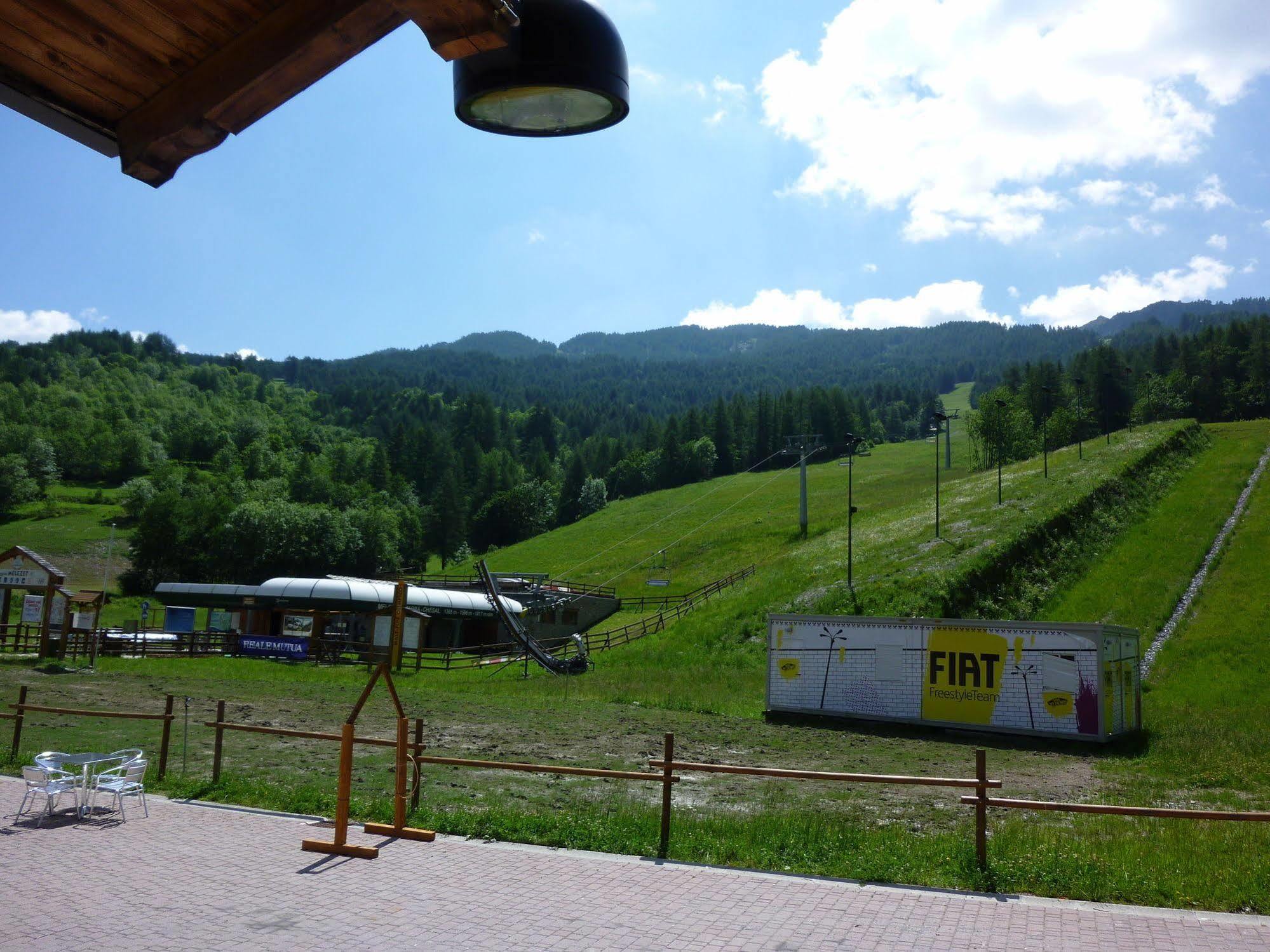 Pensione Bianca Bardonecchia Buitenkant foto